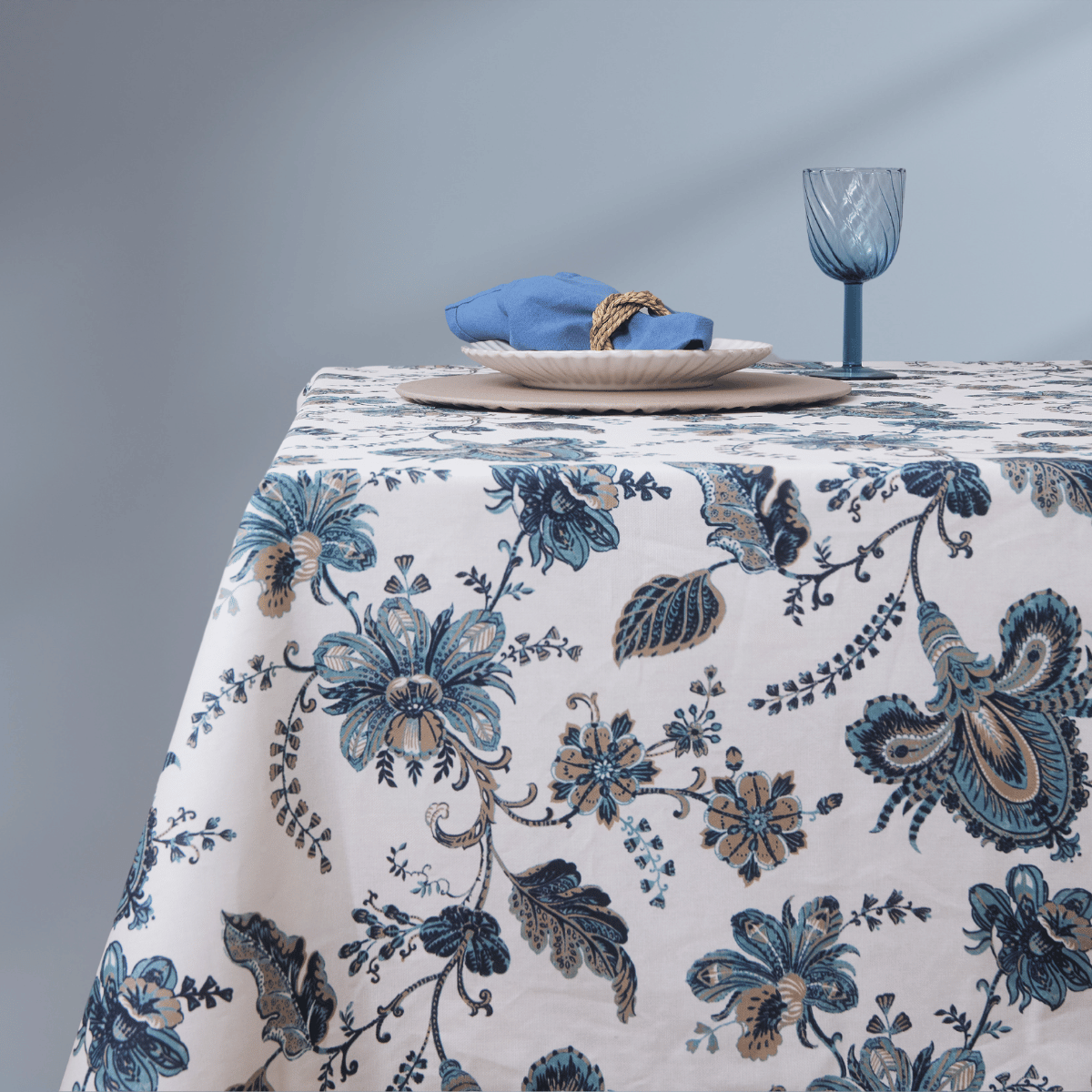 Mantel antimanchas cuadrado Flora azul