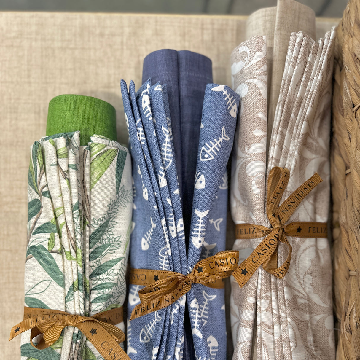 Set 4 Individuales antimanchas Vistalegre + Camino de mesa Loneta beige