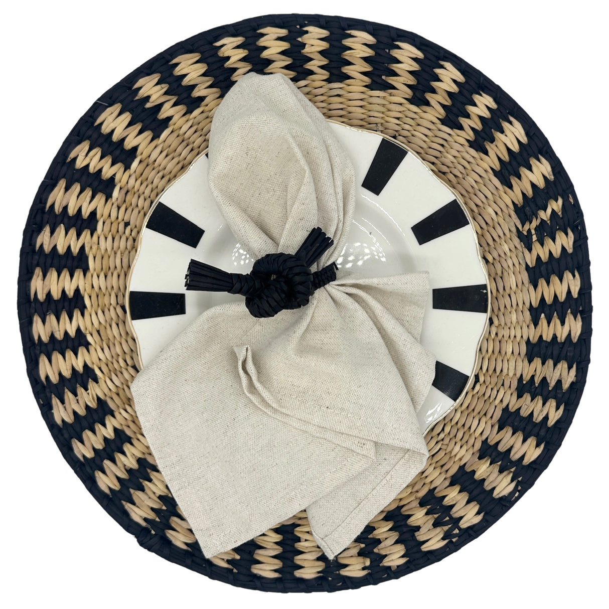 Bajoplato de junco negro