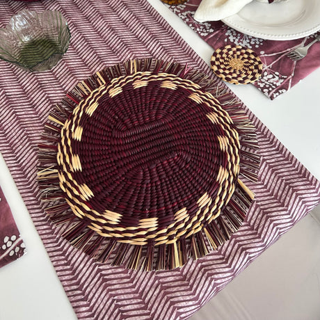 Bajoplato de junco vino