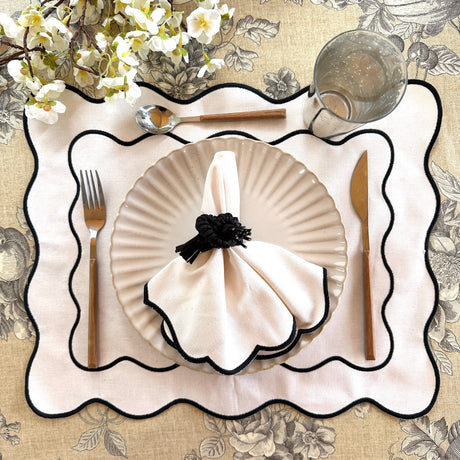 Individual antimanchas hueso bordado ondas negro