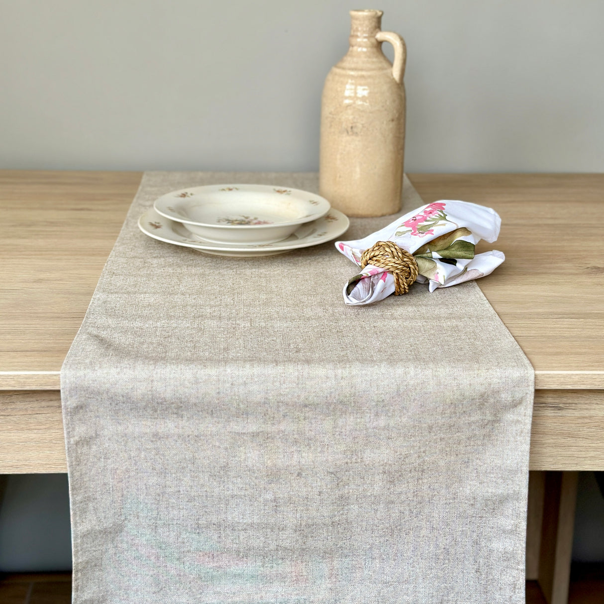 Camino de mesa antimanchas Loneta Beige