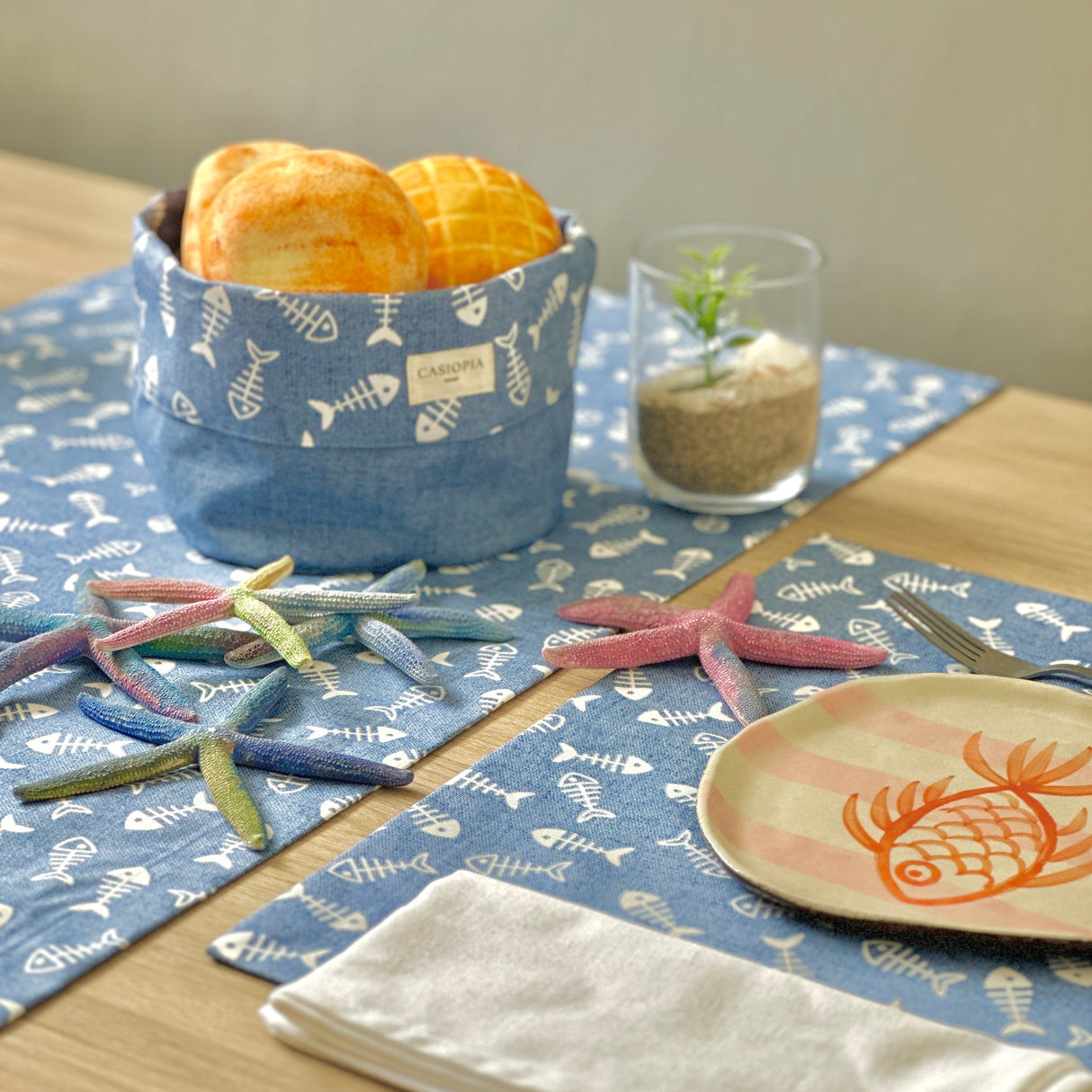 Camino de mesa antimanchas Asia azul