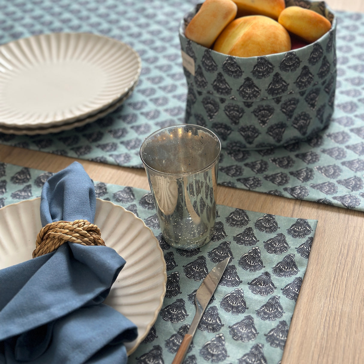 Camino de mesa antimanchas Mosaiq azul