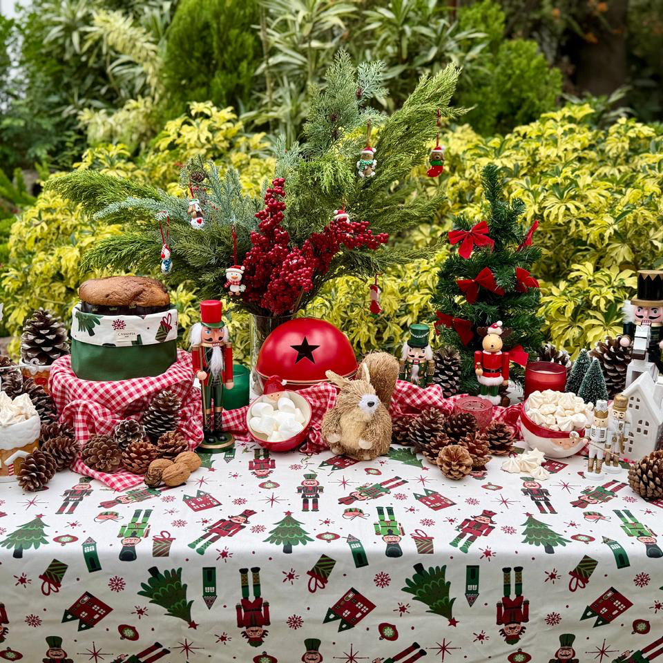 Mantel antimanchas cuadrado Cascanueces