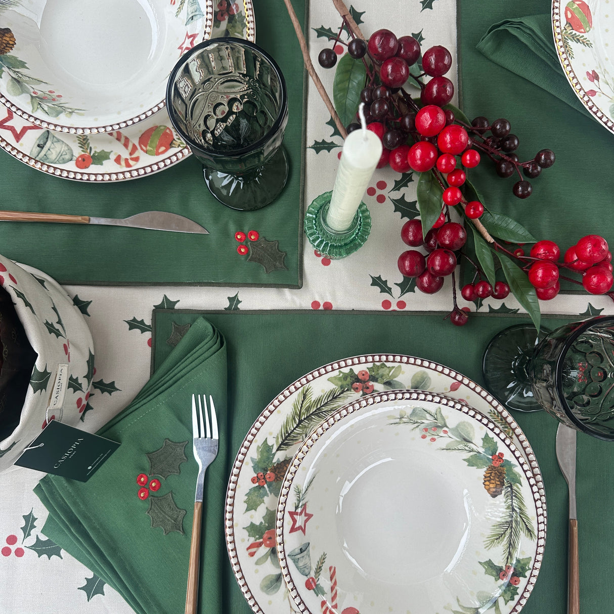 Individual antimanchas rectangular verde bordados acebo