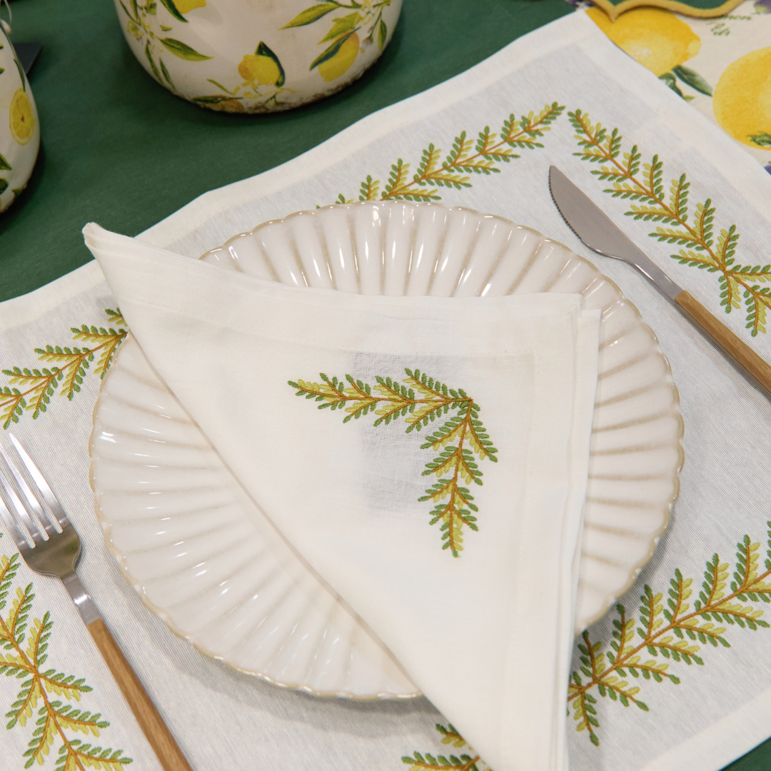 Individual antimanchas blanco bordado hojas