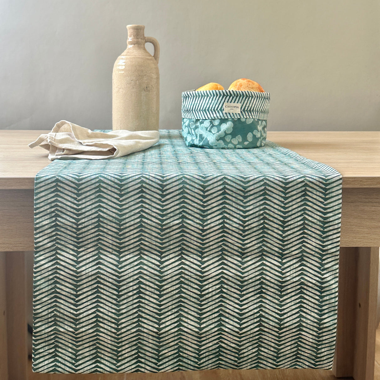 Camino de mesa antimanchas Espiga verde