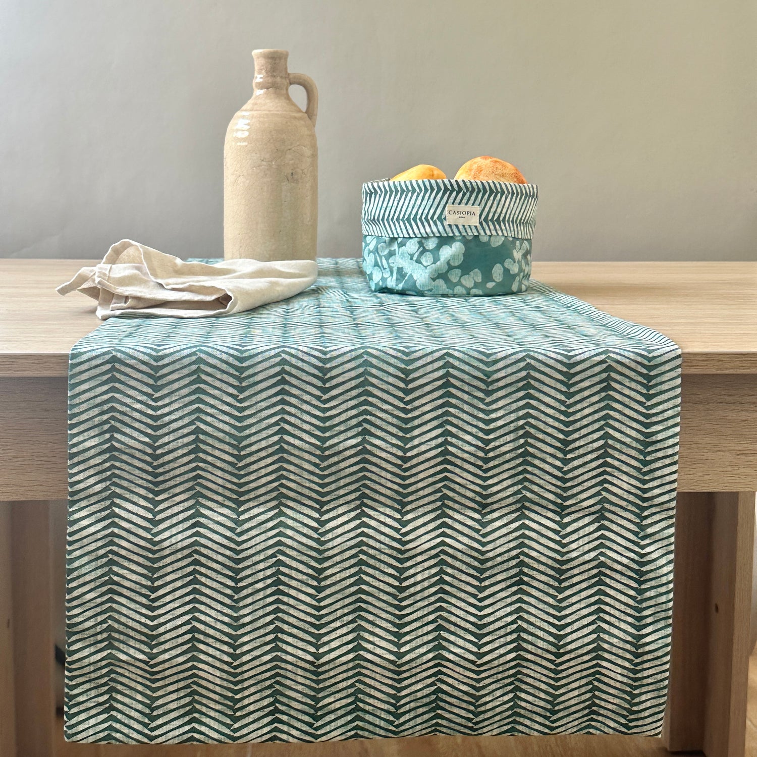 Camino de mesa antimanchas Espiga verde