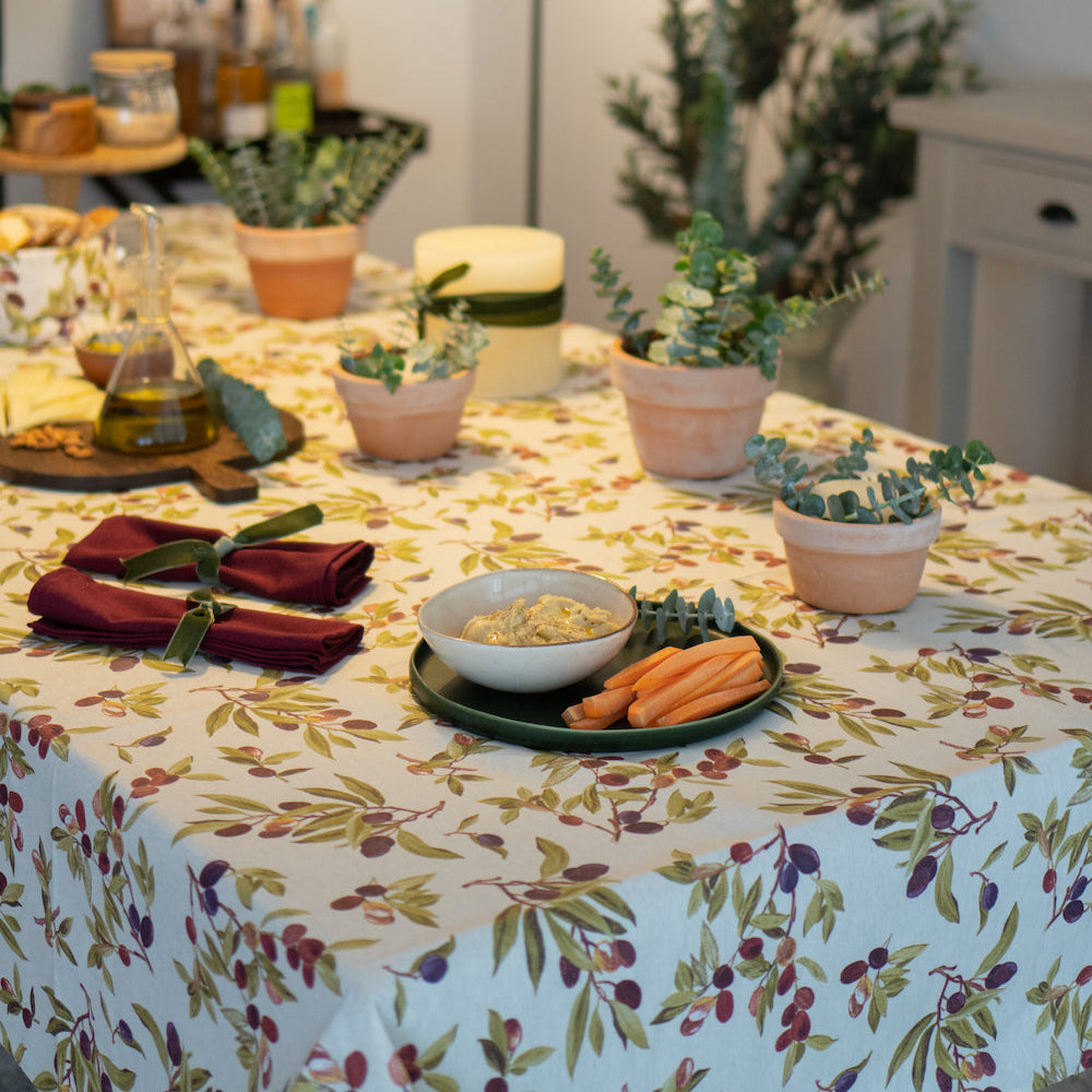 Mantel rectangular antimanchas Olivas