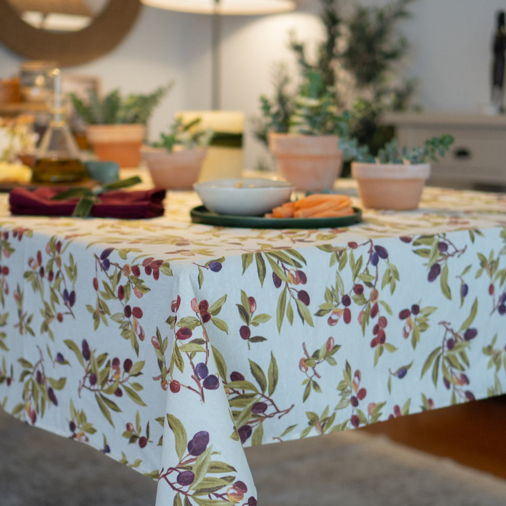 Mantel rectangular antimanchas Olivas