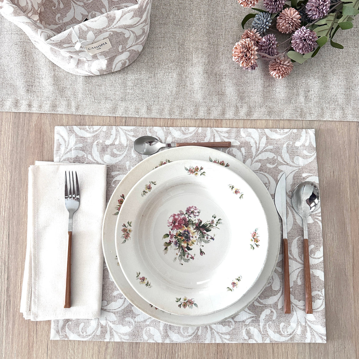 Set 4 Individuales antimanchas Vistalegre + Panera + Camino beige + Servilletas hueso