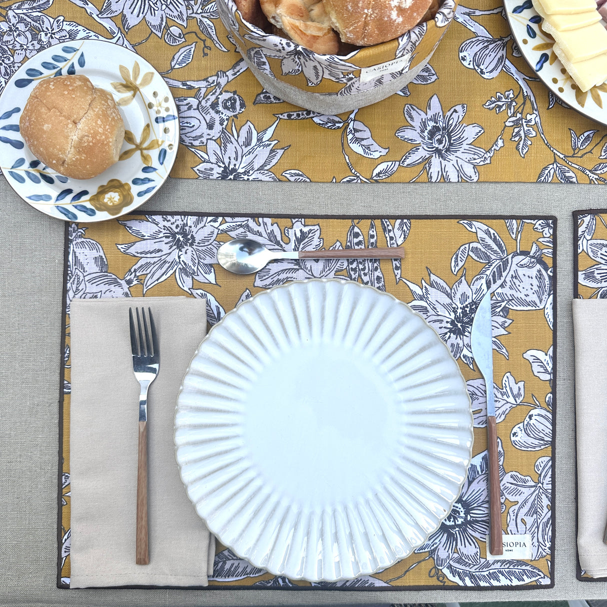 Individual antimanchas bordado Lyon