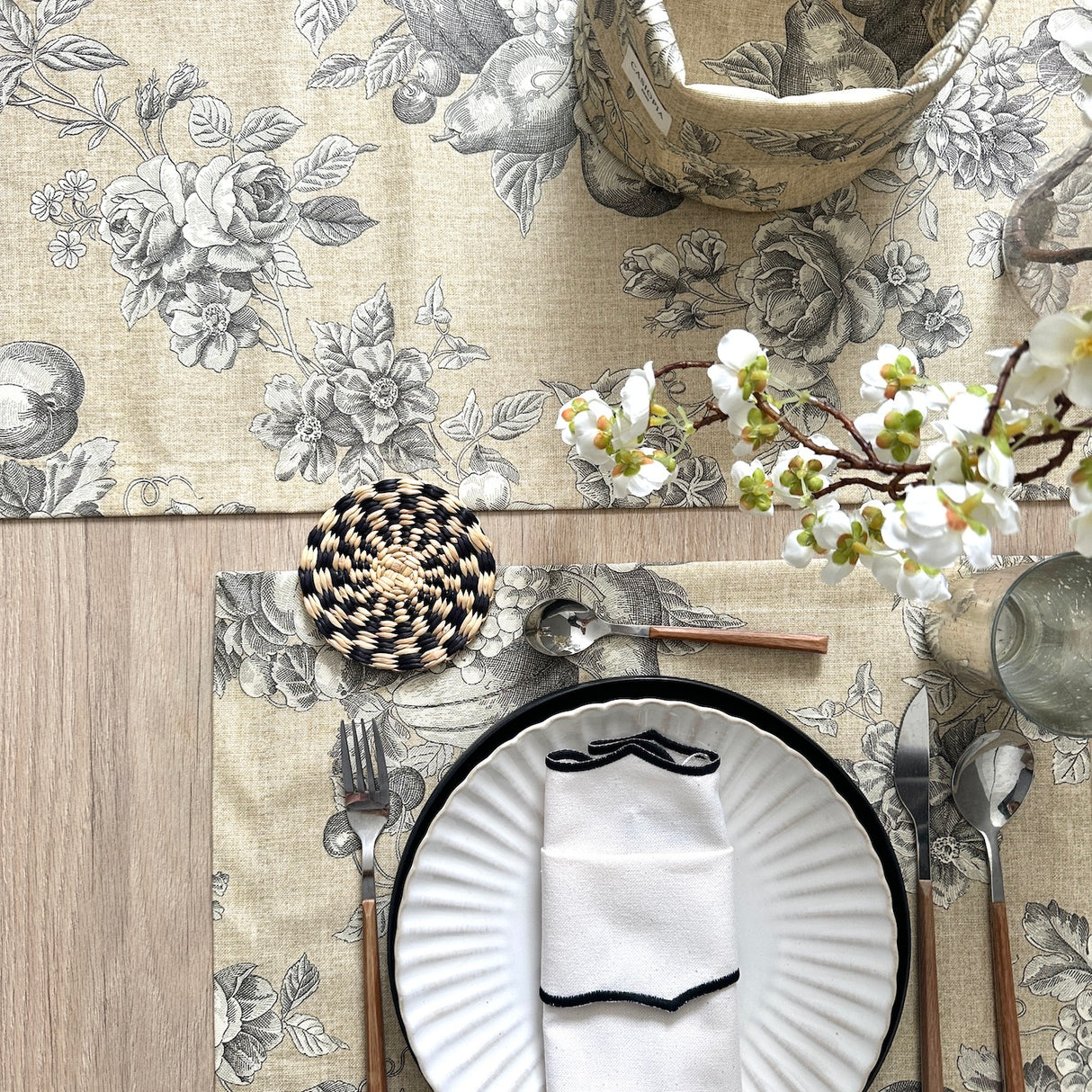 Set 4 Individuales antimanchas Valeria Beige