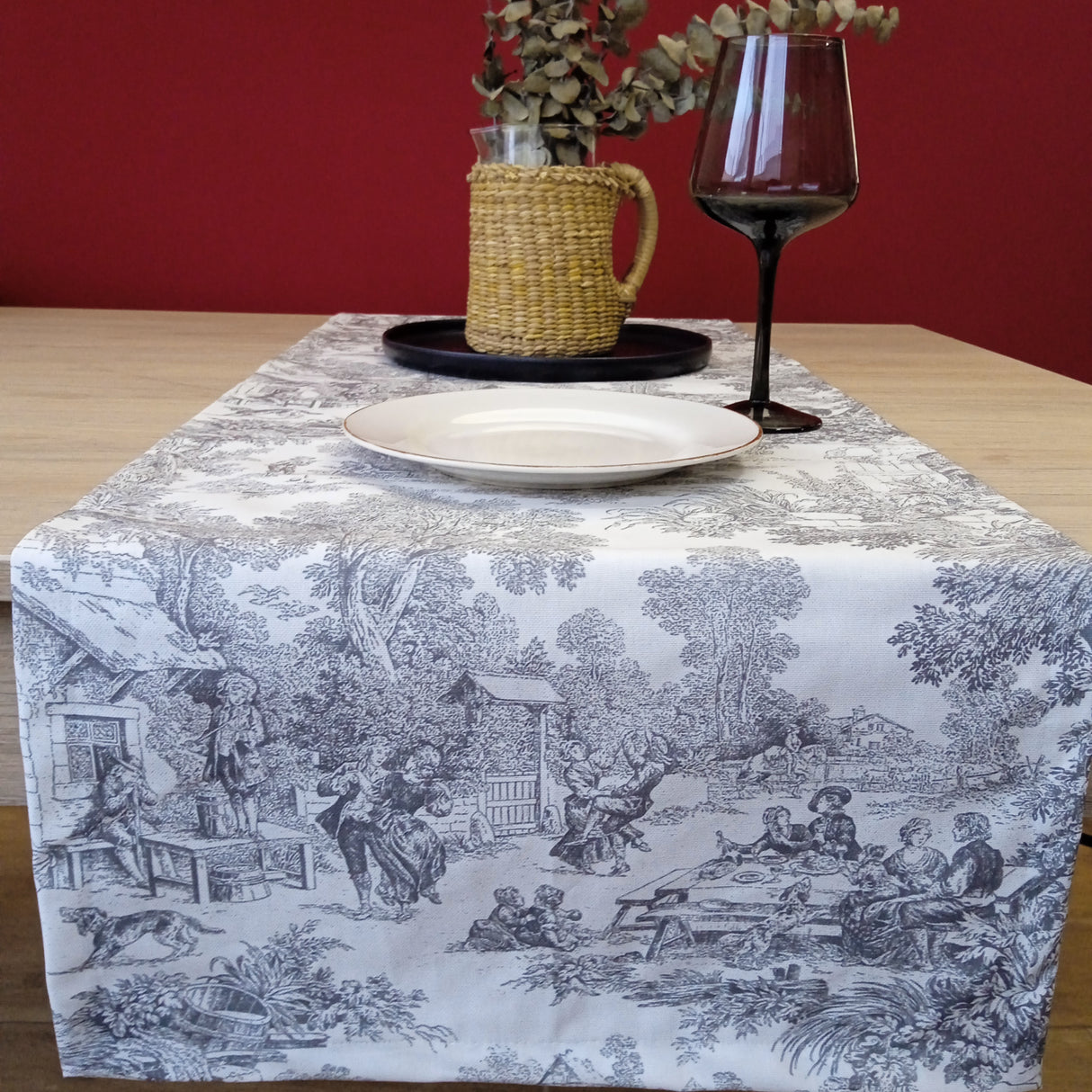 Camino de mesa antimanchas Toile de Jouy Negro