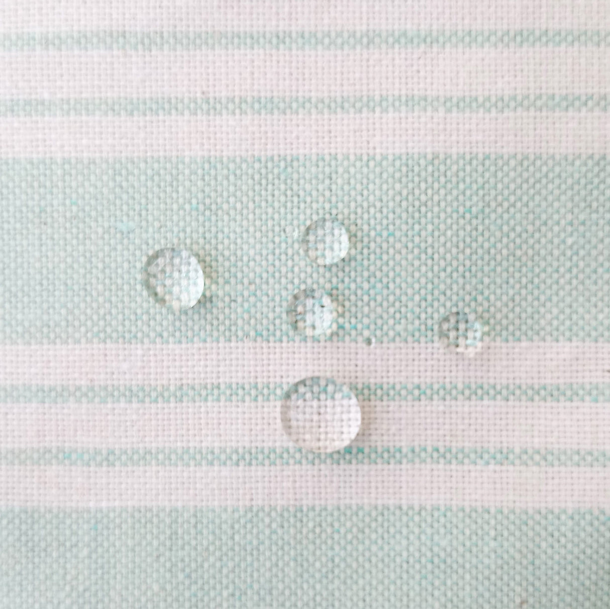 Camino de mesa antimanchas Oslo Menta