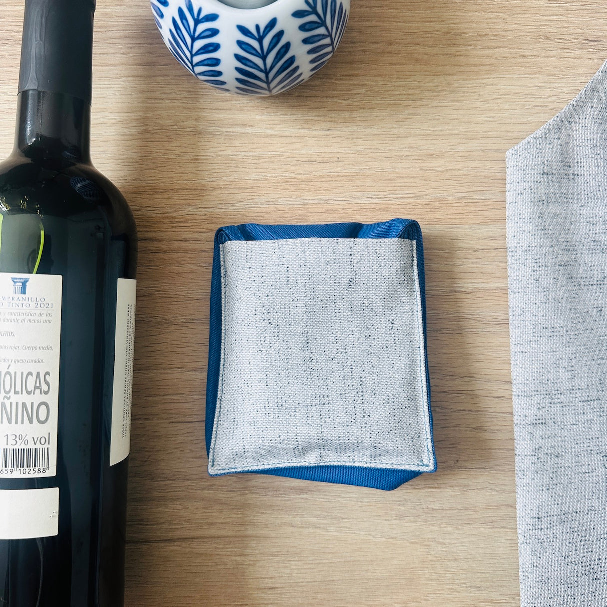 Pack Portavinos + Mandil parrillero hombre - Azul y Gris