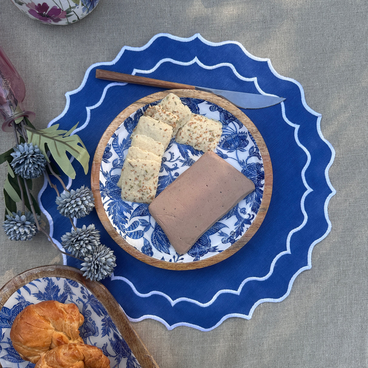 Plato Flor azul pequeño