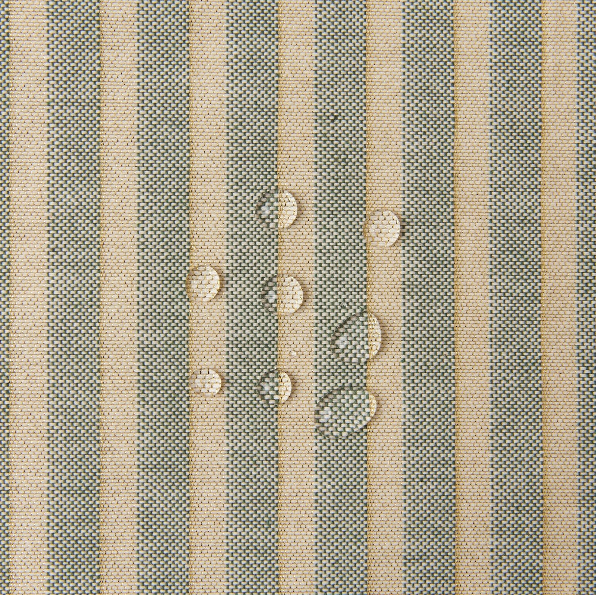 Mantel antimanchas redondo Lúrex verde