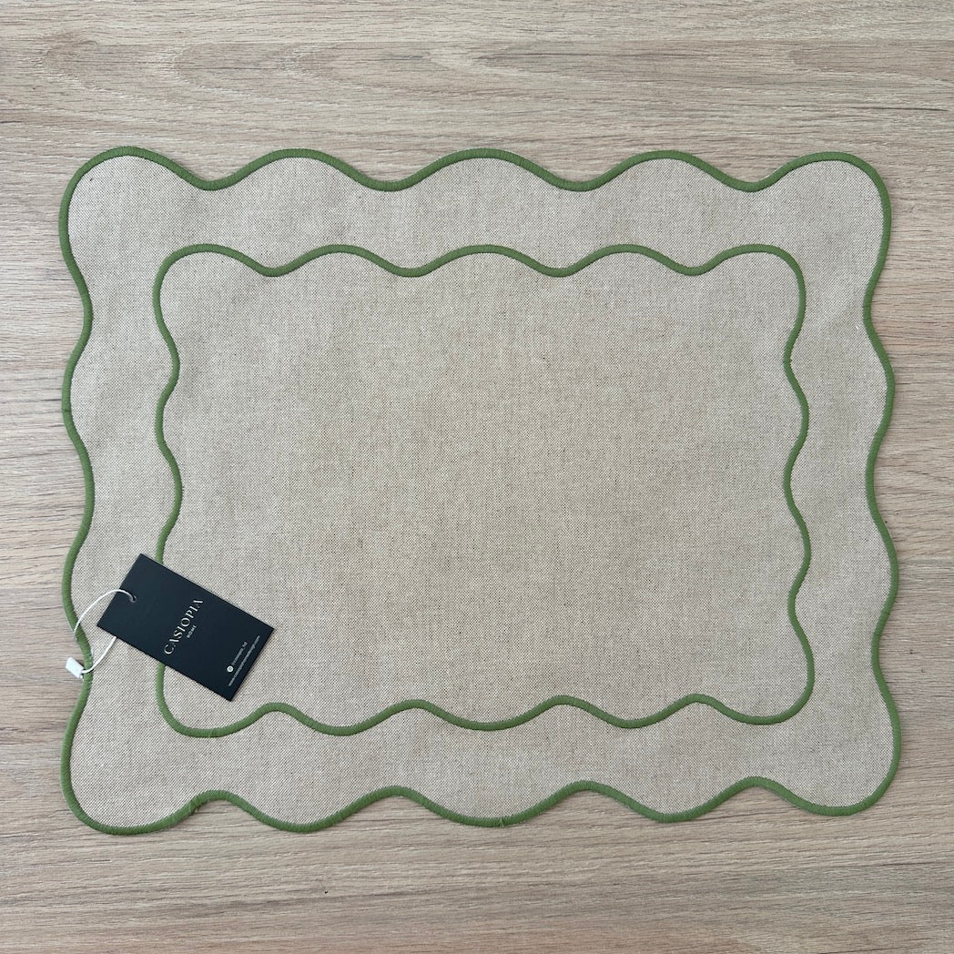 Individual antimanchas beige bordado ondas verde