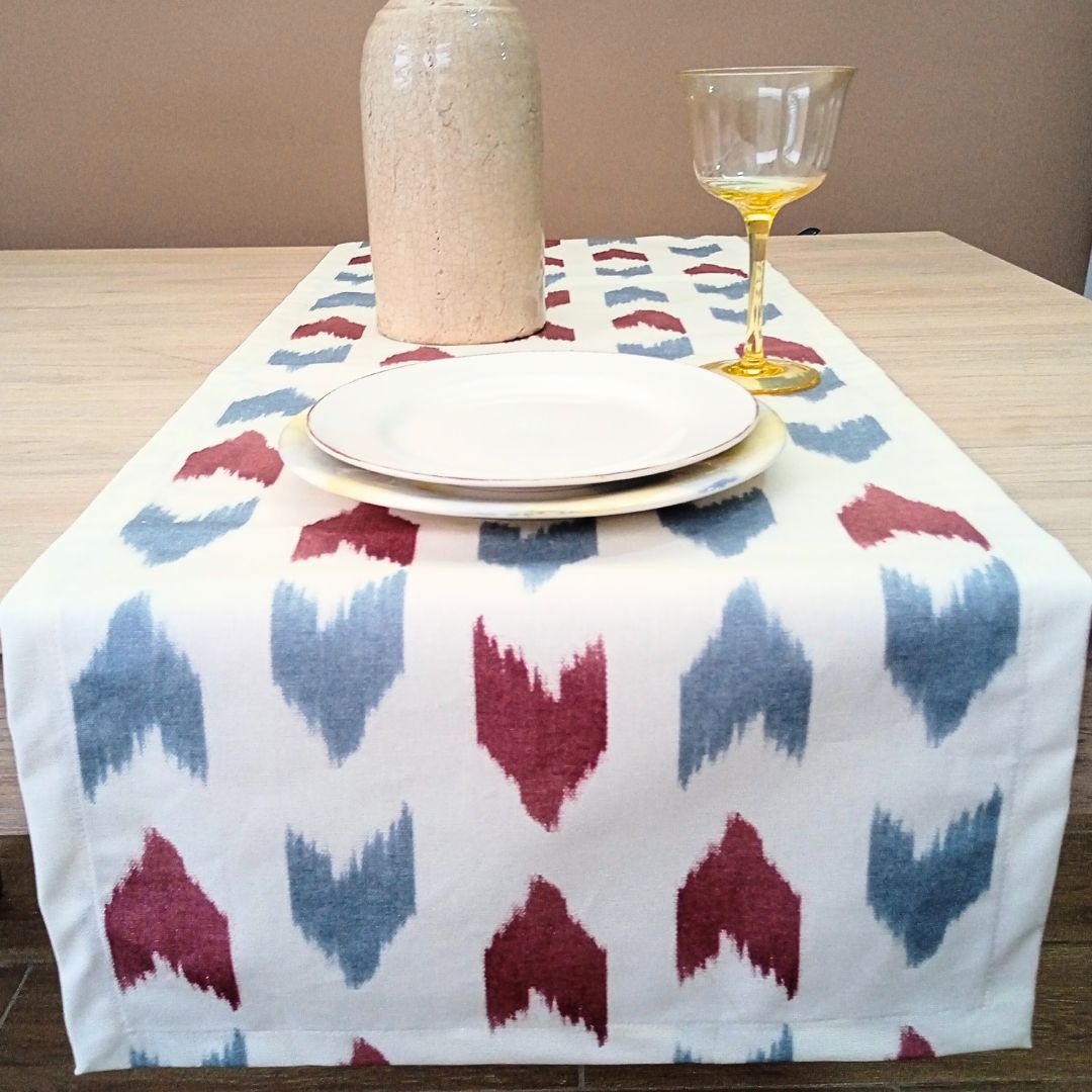 Camino de mesa antimanchas Etnico