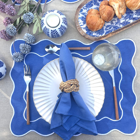 Individual antimanchas rectangular bordado ondas azul y blanco