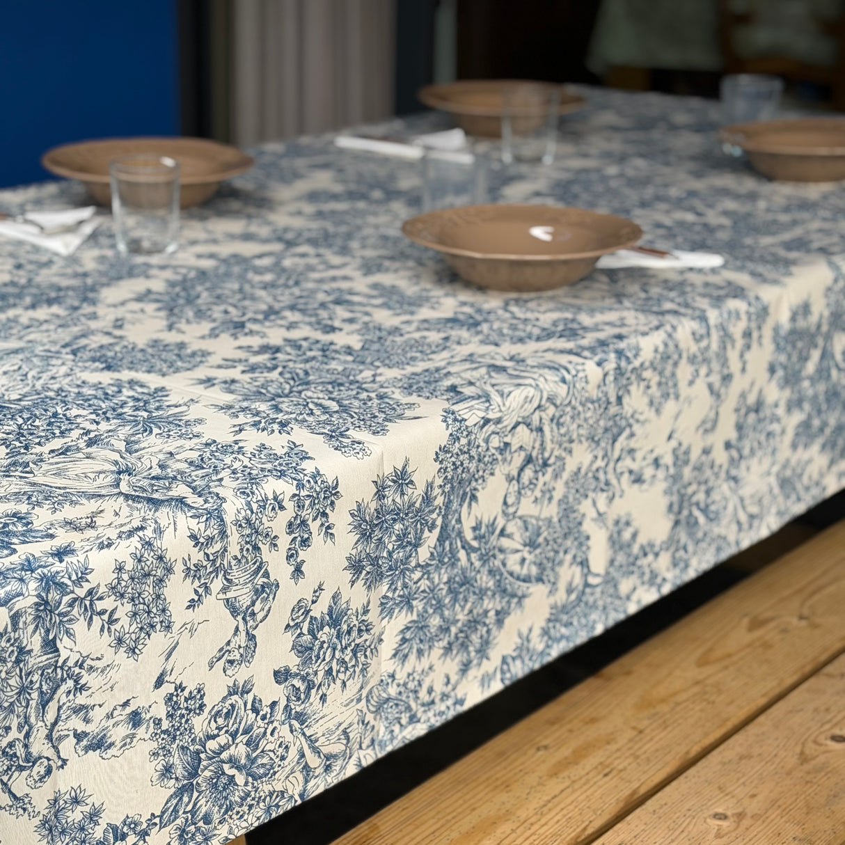 Mantel antimanchas rectangular Toile de Jouy Azul