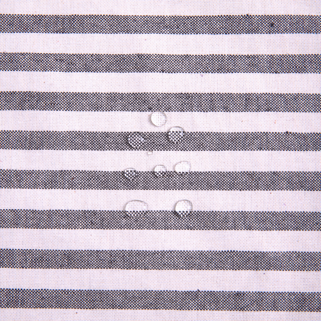 Mantel antimanchas rectangular Berlin negro