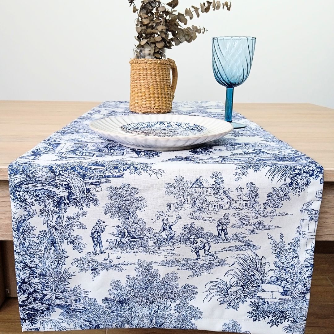 Camino de mesa antimanchas Toile de Jouy Azul