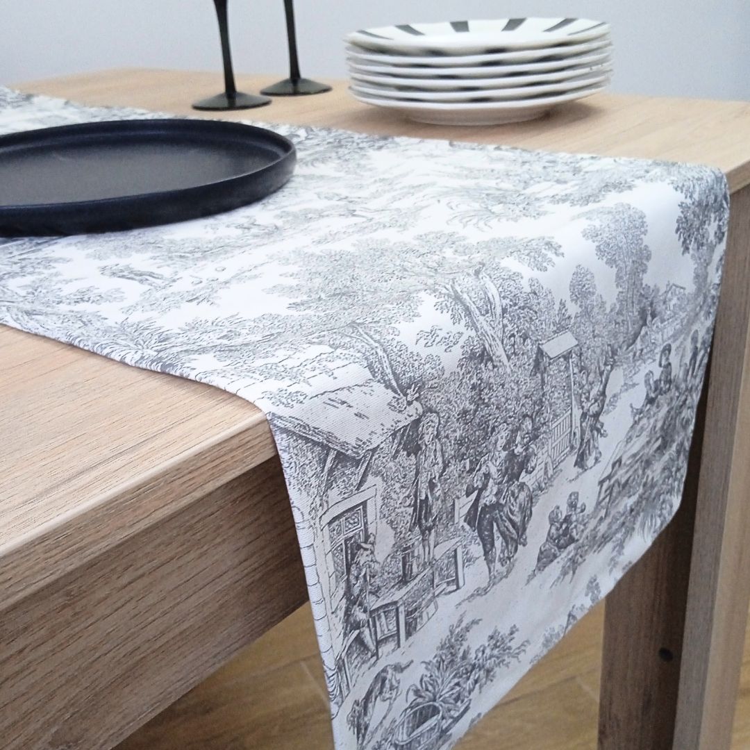 Camino de mesa antimanchas Toile de Jouy Negro